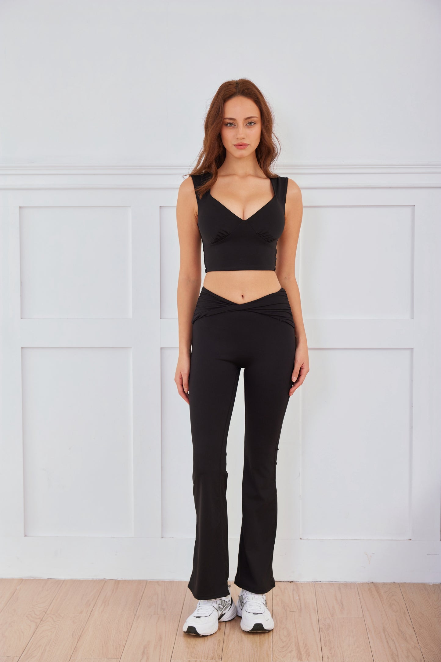 Haute Sculpt High-Rise Flare Leggings — Sesame Black